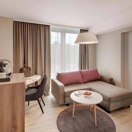 Hotel Stadt Loerrach Bagian luar foto