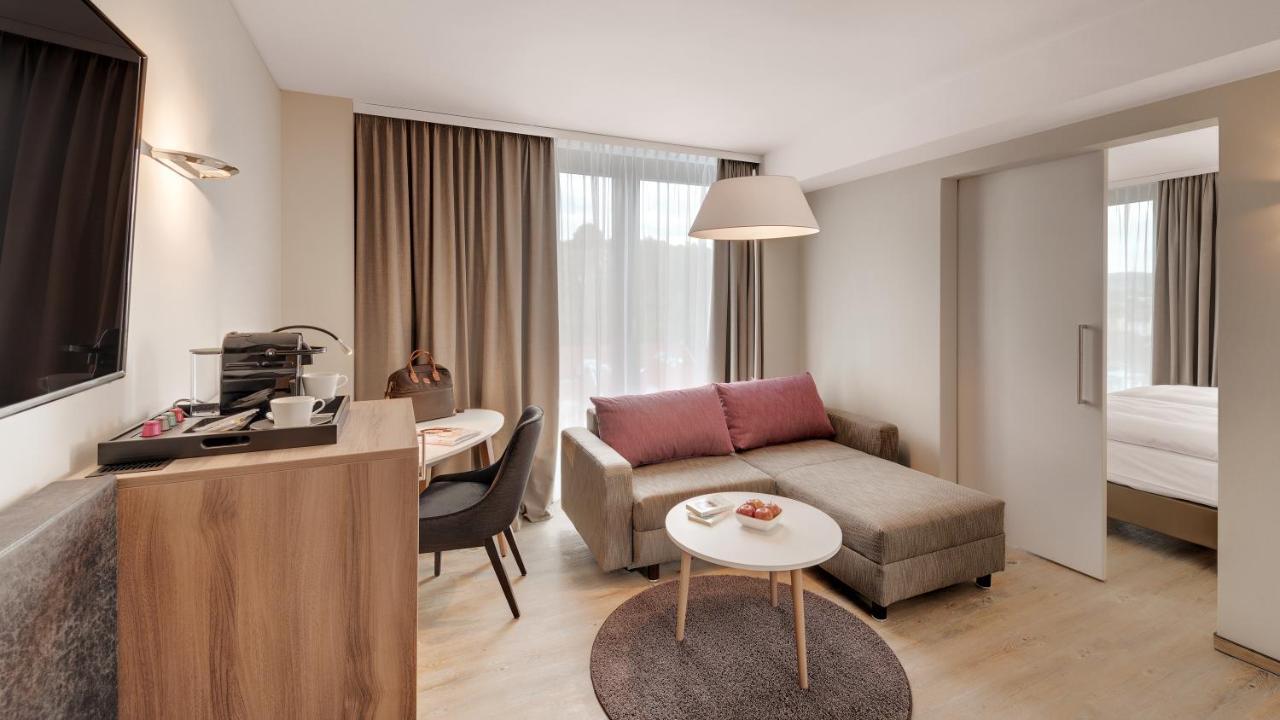 Hotel Stadt Loerrach Bagian luar foto